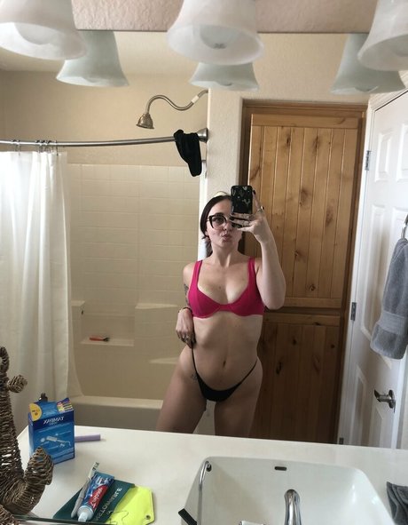 Photo nue de fuite OnlyFans de Summersue22