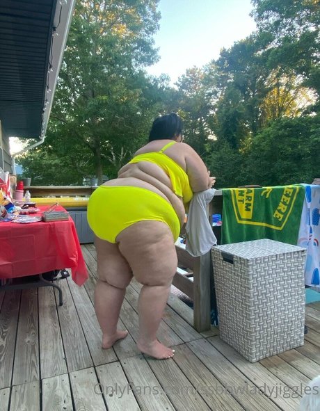 Ssbbwladyjiggles