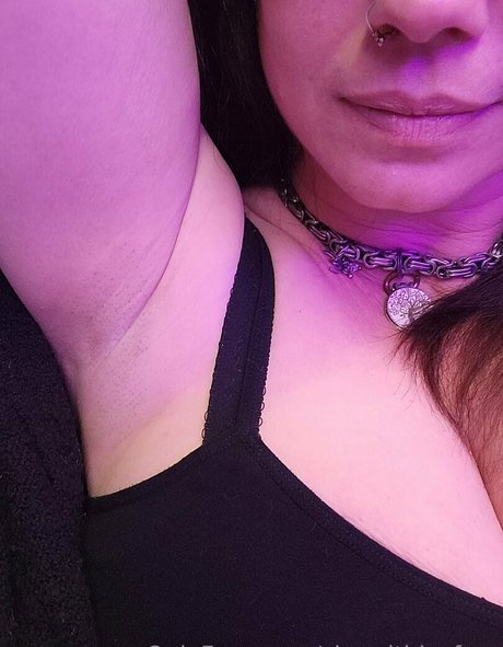 Photo nue de fuite OnlyFans de Sinwithinfree