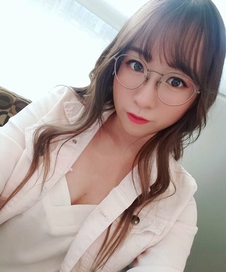 Photo nue de fuite OnlyFans de Lolnatsumiii
