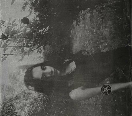 Photo nue de fuite OnlyFans de Lilithlilian