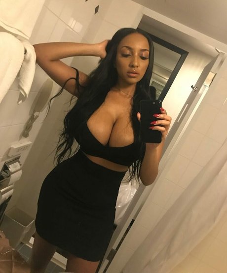 Photo nue de fuite OnlyFans de Shayliving