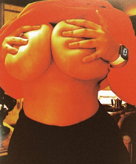Photo nue de fuite OnlyFans de Teeee