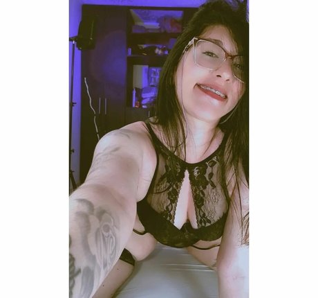 Photo nue de fuite OnlyFans de Sharoncrazy1