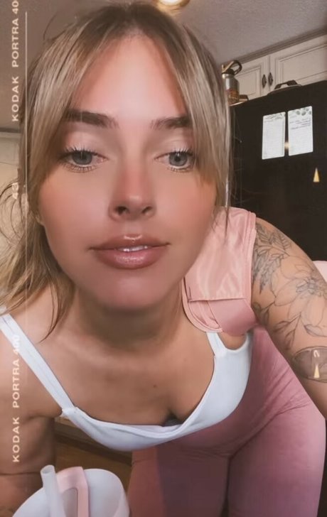 Photo nue de fuite OnlyFans de Thatpineapplegirl