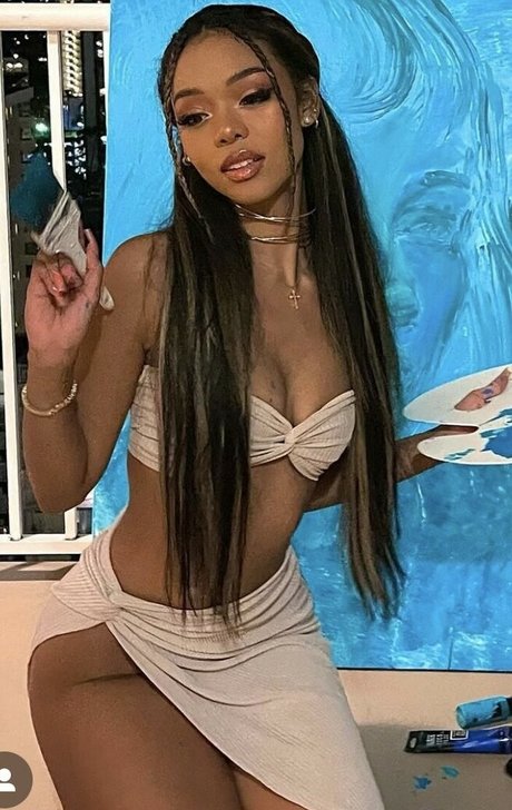 Photo nue de fuite OnlyFans de Stephanie Hikaru