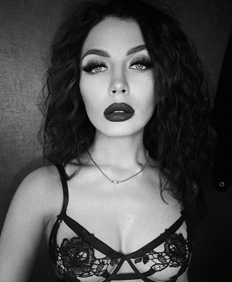 Photo nue de fuite OnlyFans de Elegantbaby