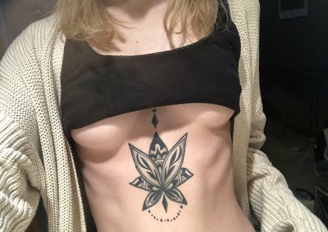 Photo nue de fuite OnlyFans de Lovableliv