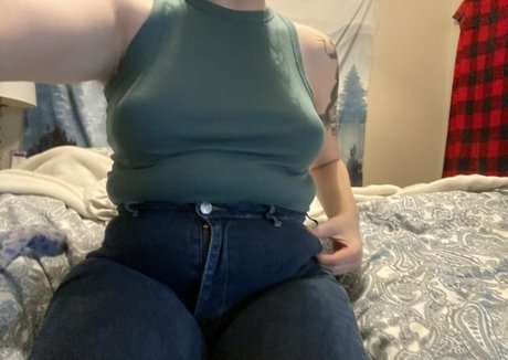 Bigbellybenni