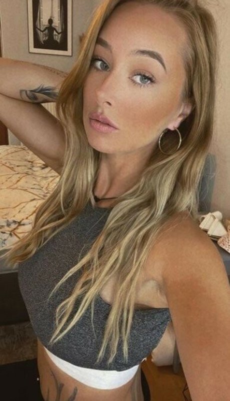 Photo nue de fuite OnlyFans de Lizzzyfox