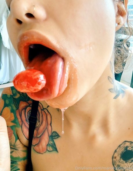 Photo nue de fuite OnlyFans de Marcelaguzman