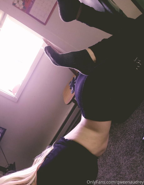 Photo nue de fuite OnlyFans de Qweenaudrey