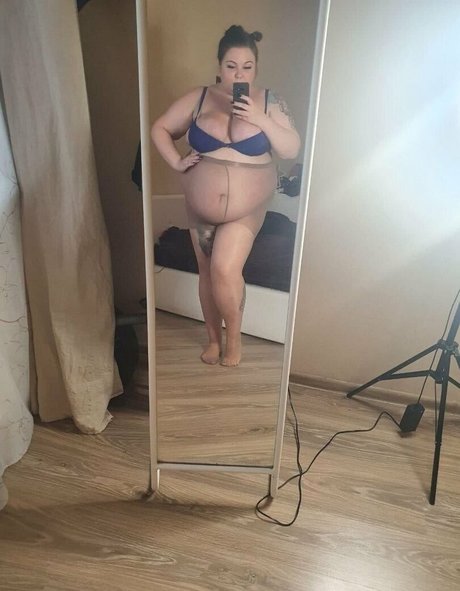 Photo nue de fuite OnlyFans de Alicefrommarsbbw