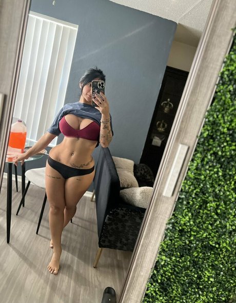 Photo nue de fuite OnlyFans de Hinataonig