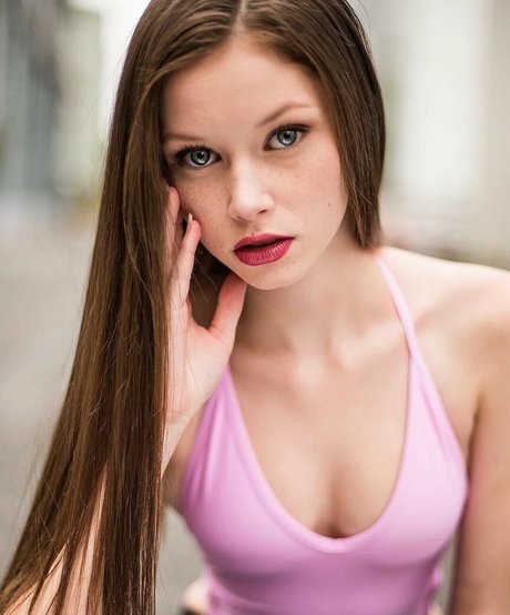 Photo nue de fuite OnlyFans de Lilyana Alexander