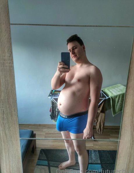 Photo nue de fuite OnlyFans de Futurechub