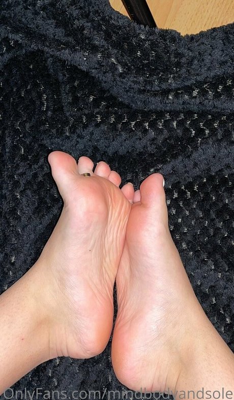 Photo nue de fuite OnlyFans de Mindbodyandsole