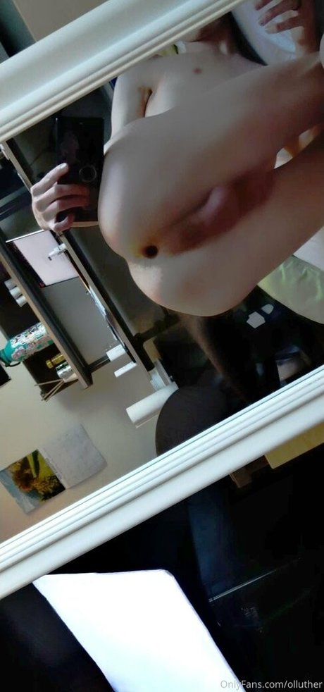 Photo nue de fuite OnlyFans de Olluther