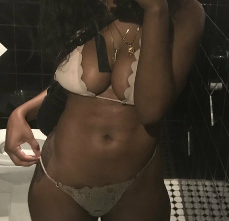Photo nue de fuite OnlyFans de Misscleom
