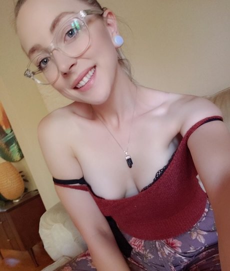Photo nue de fuite OnlyFans de Itskatiebelle