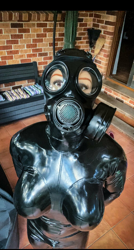 Photo nue de fuite OnlyFans de Latexalina