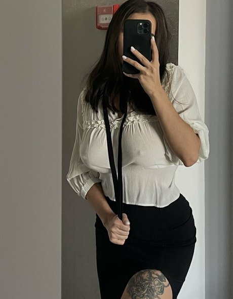 Photo nue de fuite OnlyFans de Kamilla Karieva