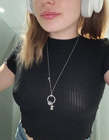 Photo nue de fuite OnlyFans de Ellasfree