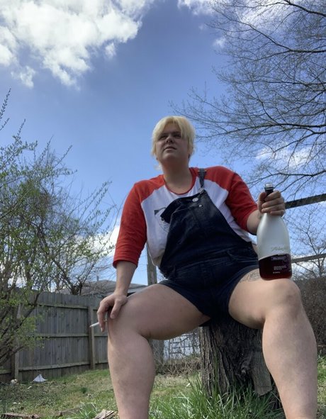 Photo nue de fuite OnlyFans de Guttermeatfree