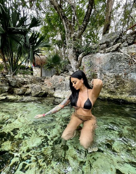 Photo nue de fuite OnlyFans de Milan Alexandrea