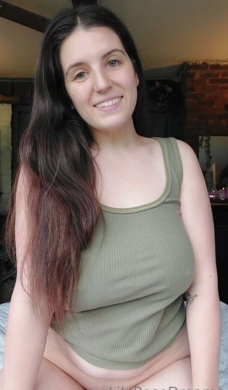 Photo nue de fuite OnlyFans de Lilyrose71
