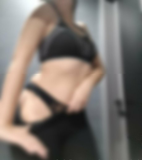 Photo nue de fuite OnlyFans de Localpinkwitch