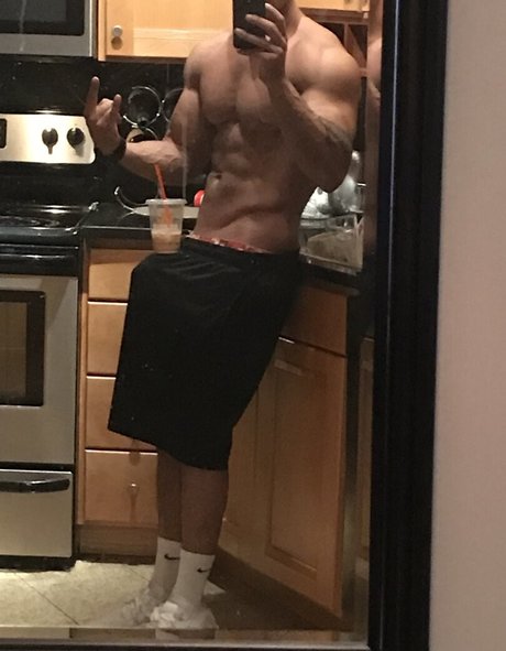 Photo nue de fuite OnlyFans de Thefackelmayer