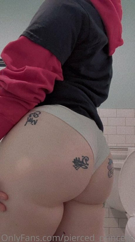 Photo nue de fuite OnlyFans de Piercedprincess