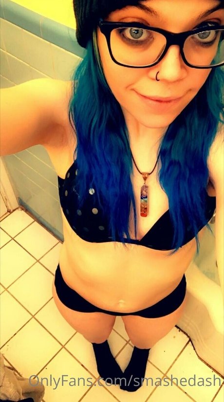 Photo nue de fuite OnlyFans de Smashedash