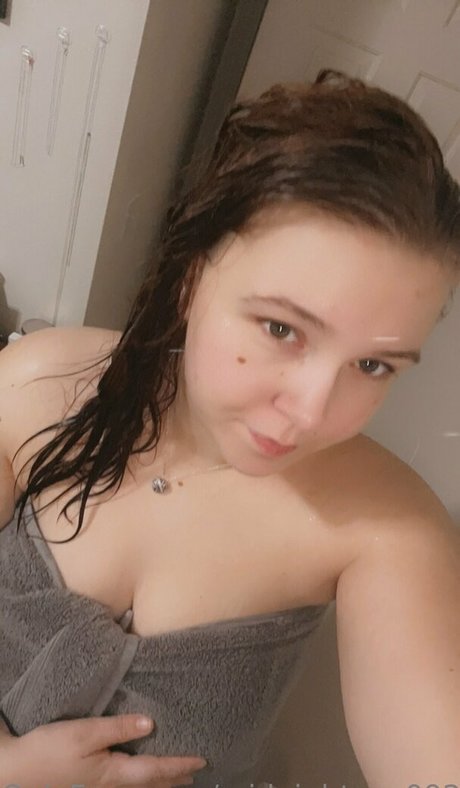 Photo nue de fuite OnlyFans de Midnightsun0926