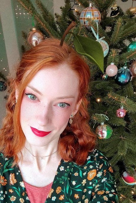 Miss Chloe Asmr