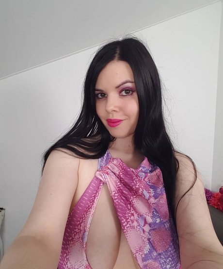 Nina Nightbloom