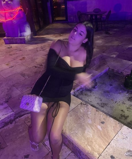Photo nue de fuite OnlyFans de Lizzy Rae