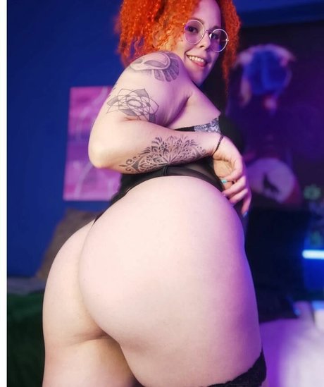 Photo nue de fuite OnlyFans de Alaskacolors