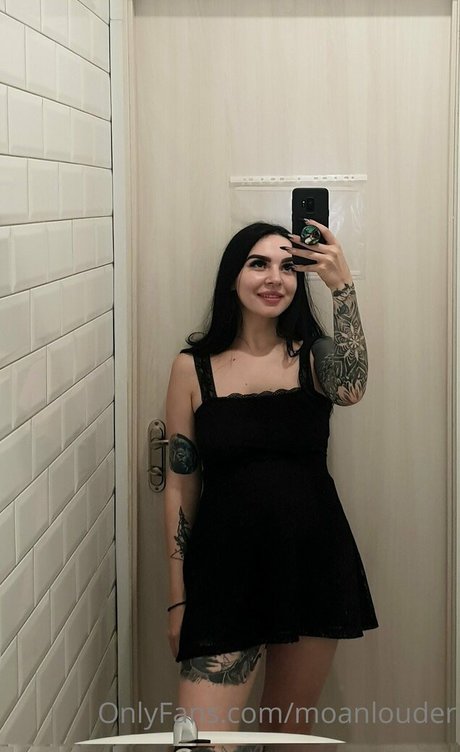 Photo nue de fuite OnlyFans de Moanlouder