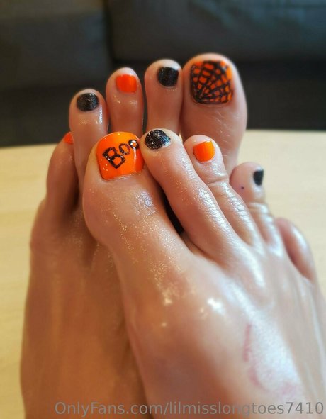 Photo nue de fuite OnlyFans de Lilmisslongtoes7410