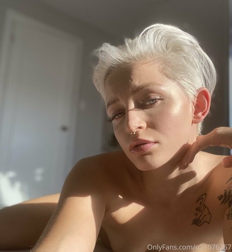Photo nue de fuite OnlyFans de Samanthaknoxxoxo