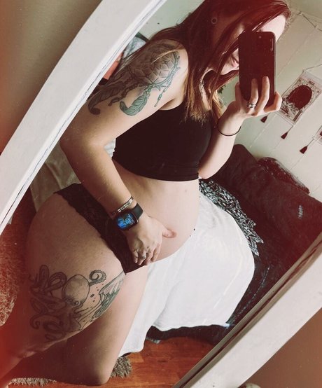Photo nue de fuite OnlyFans de Emusnotdeadpremium