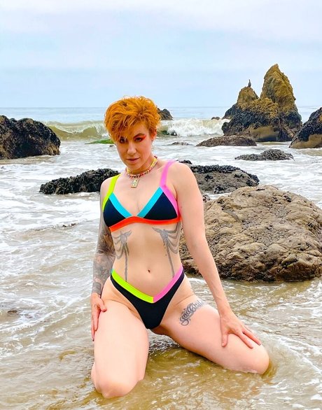 Danikaxix