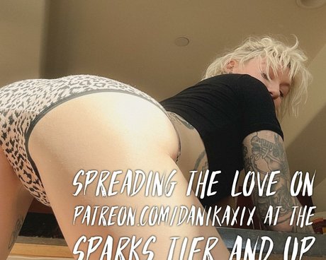 Danikaxix