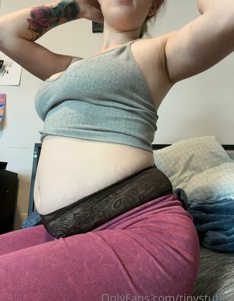 Photo nue de fuite OnlyFans de Tinystuffer