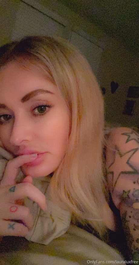 Lauraluxfree