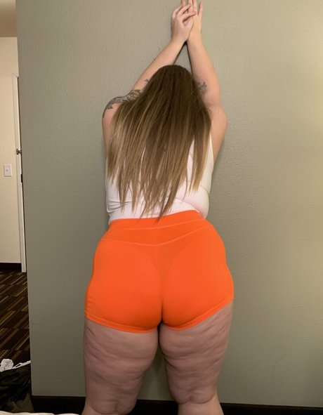 Photo nue de fuite OnlyFans de Burstingbabe