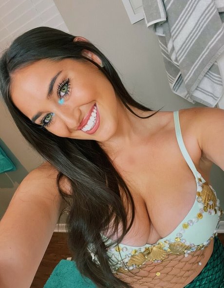 Photo nue de fuite OnlyFans de Taylor Alessi