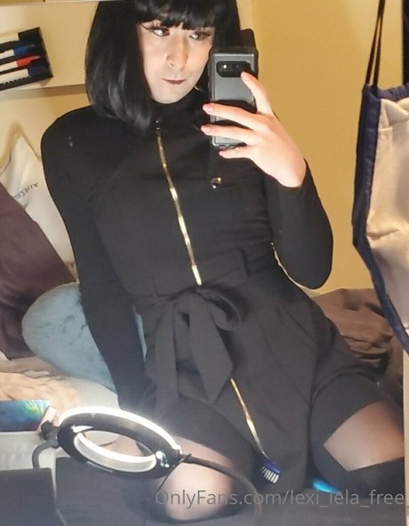 Photo nue de fuite OnlyFans de Lexilelafree